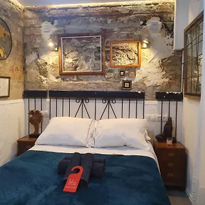 Appartamento Studio Or With Private Bathroom Or With Shared Bathroom, Barcellona